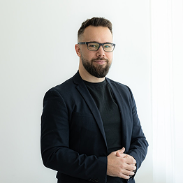 Антон Севастьянов